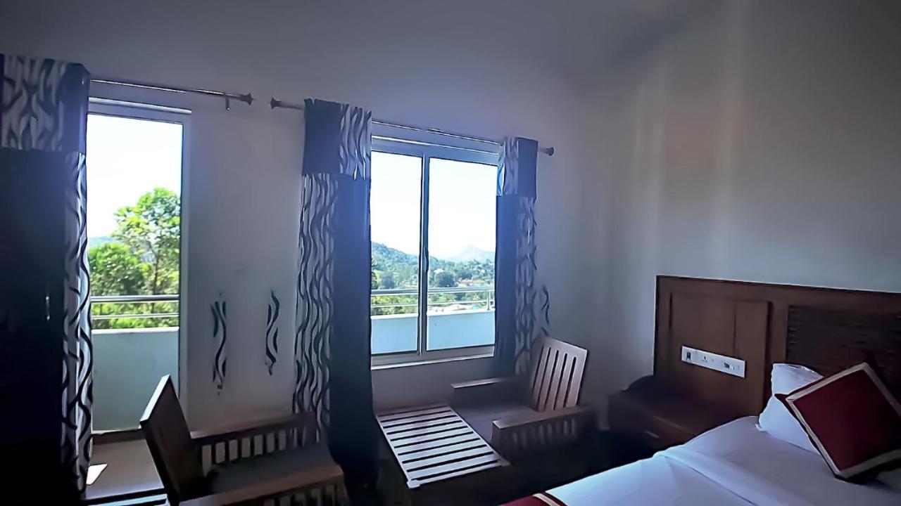 Princess De Munnar - 3 Star Hotel Thiruvananthapuram Værelse billede